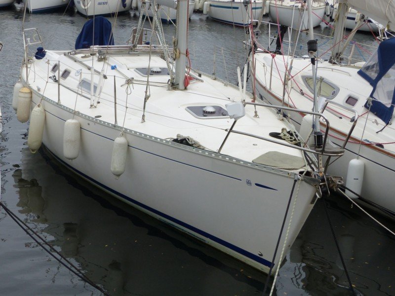 Dufour 35 - 1.jpg